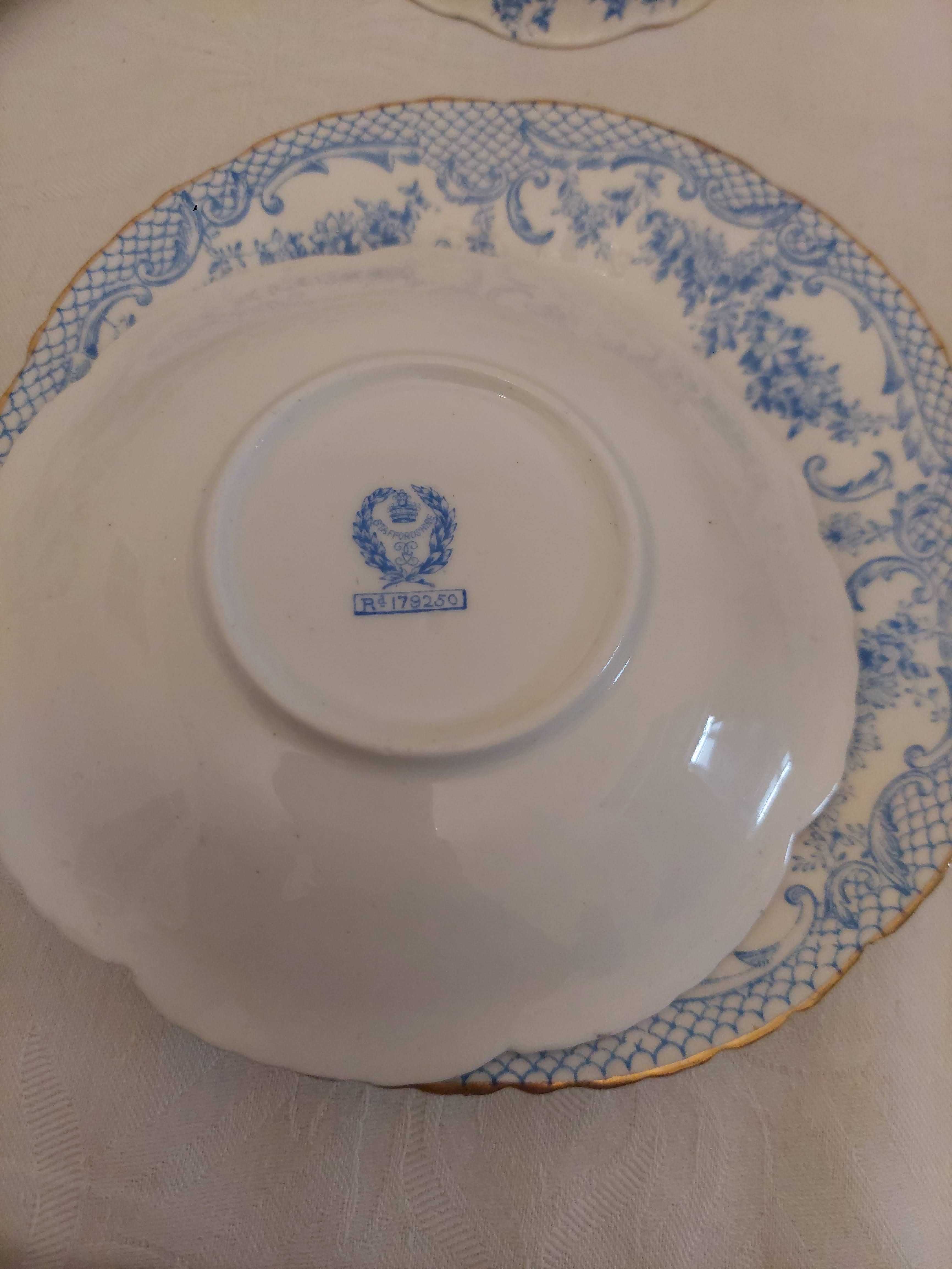Chávena Staffordshire (UK)