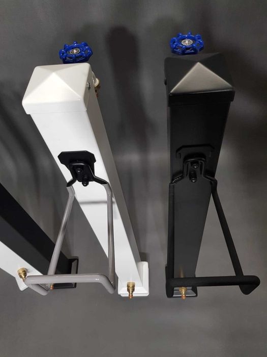 Krany ogrodowe białe i czarne