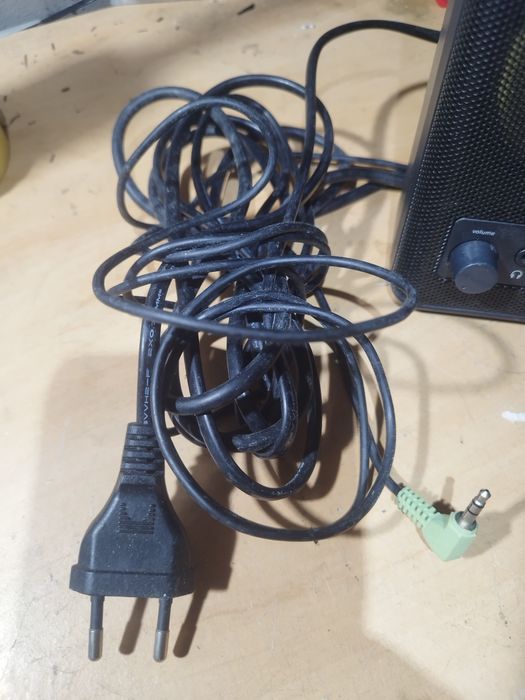 Colunas  Logitech