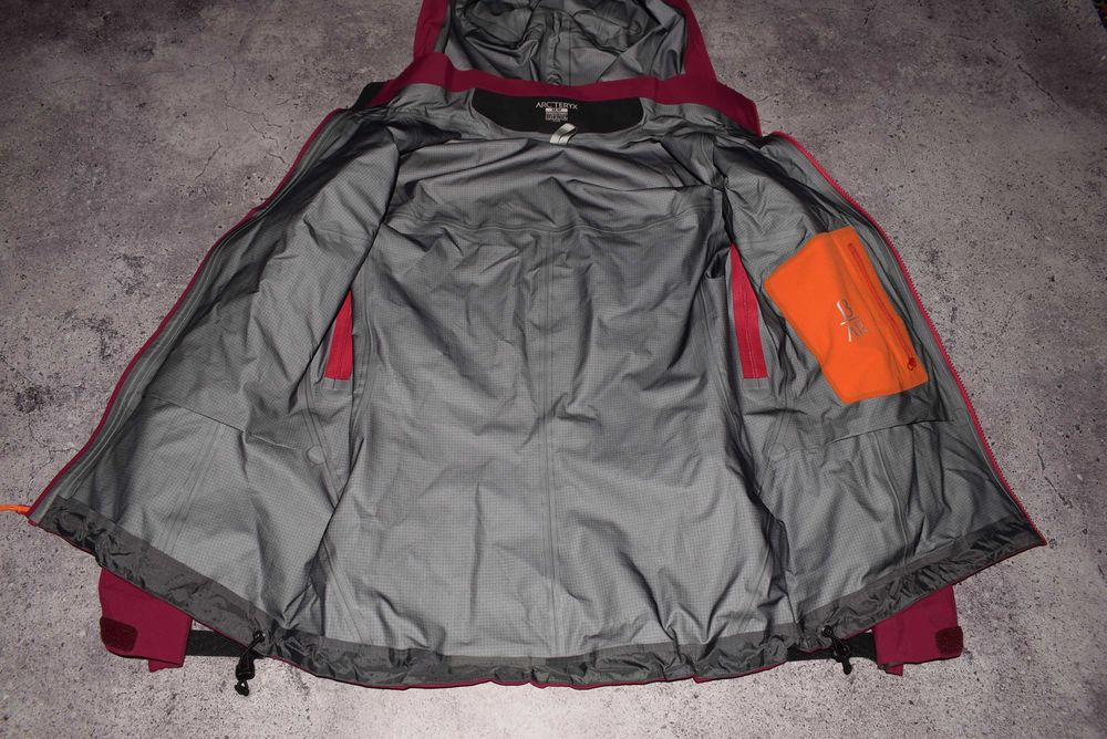 Arcteryx Beta AR GTX (Жіноча Куртка на Мембрані Горттекс Арк Gore Tex
