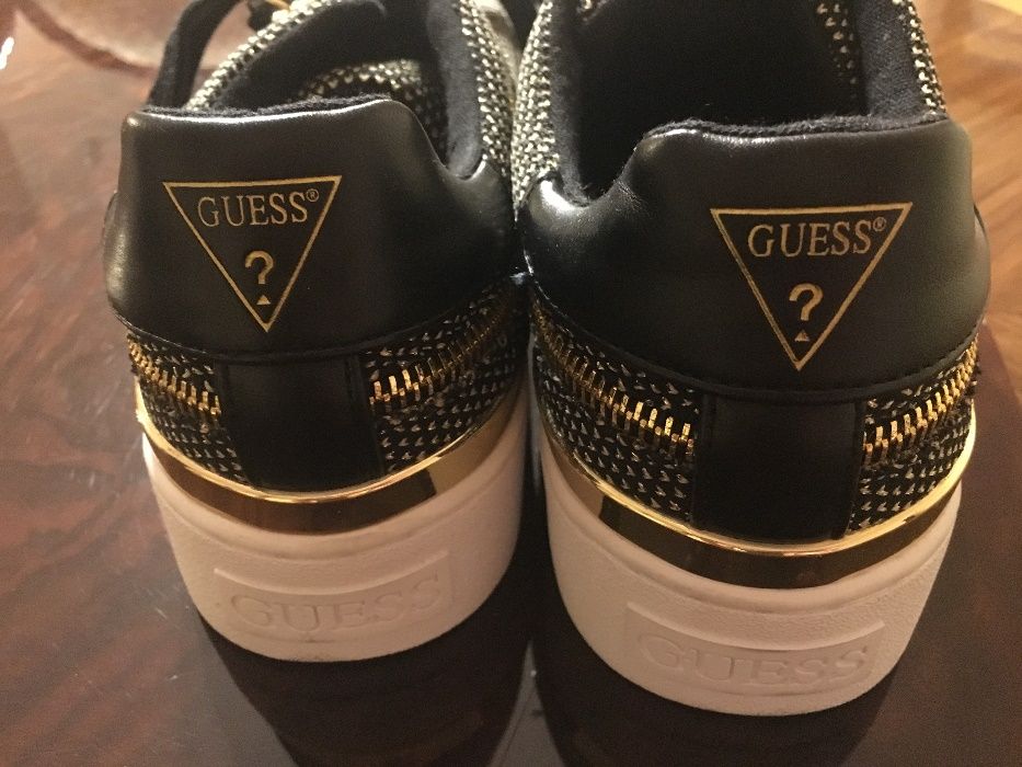 GUESS trampki 39