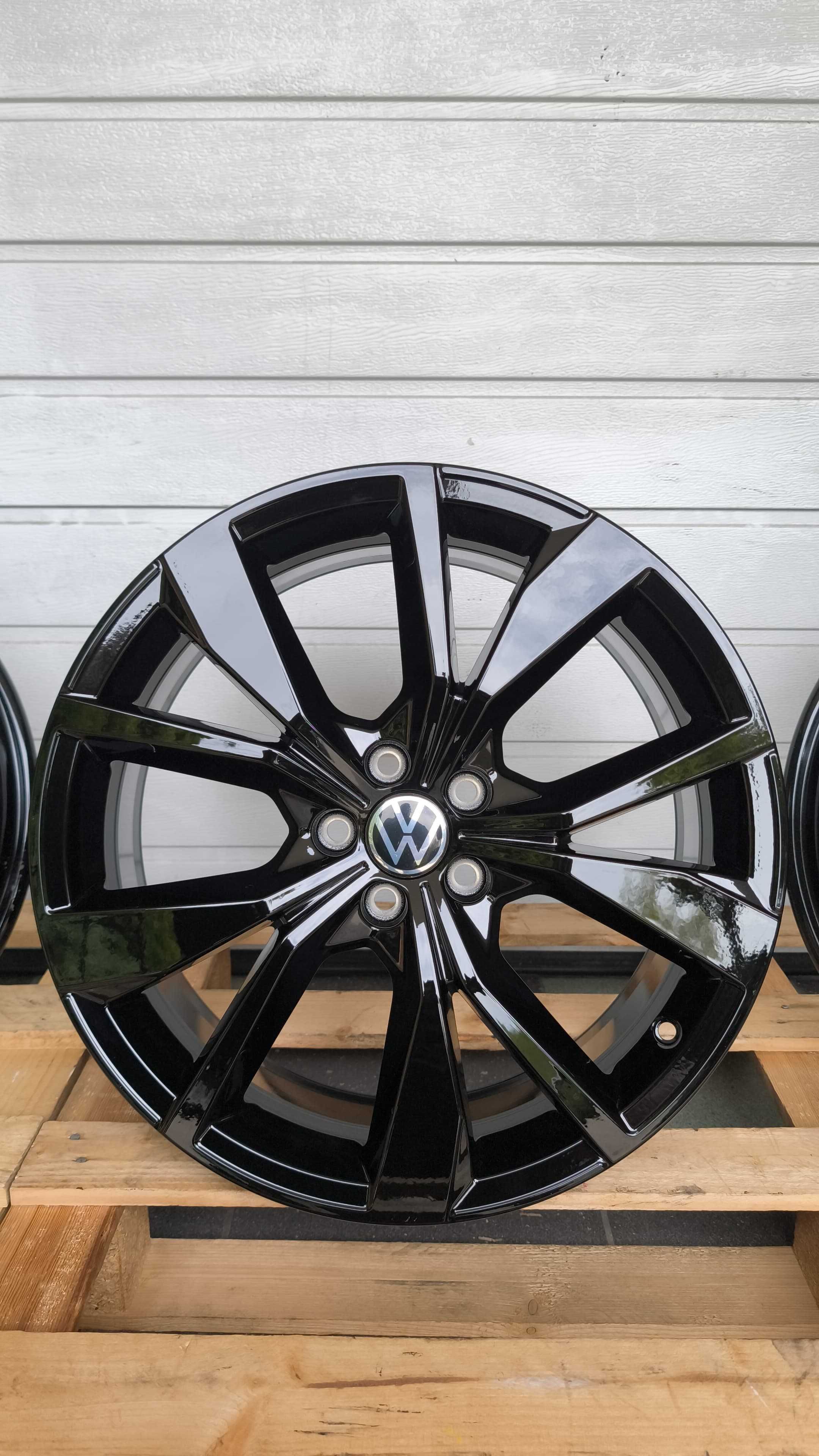 Felgi aluminiowe Vw Taigo T Cross 18" 5x100 Et 39 NOWE (OL585F)