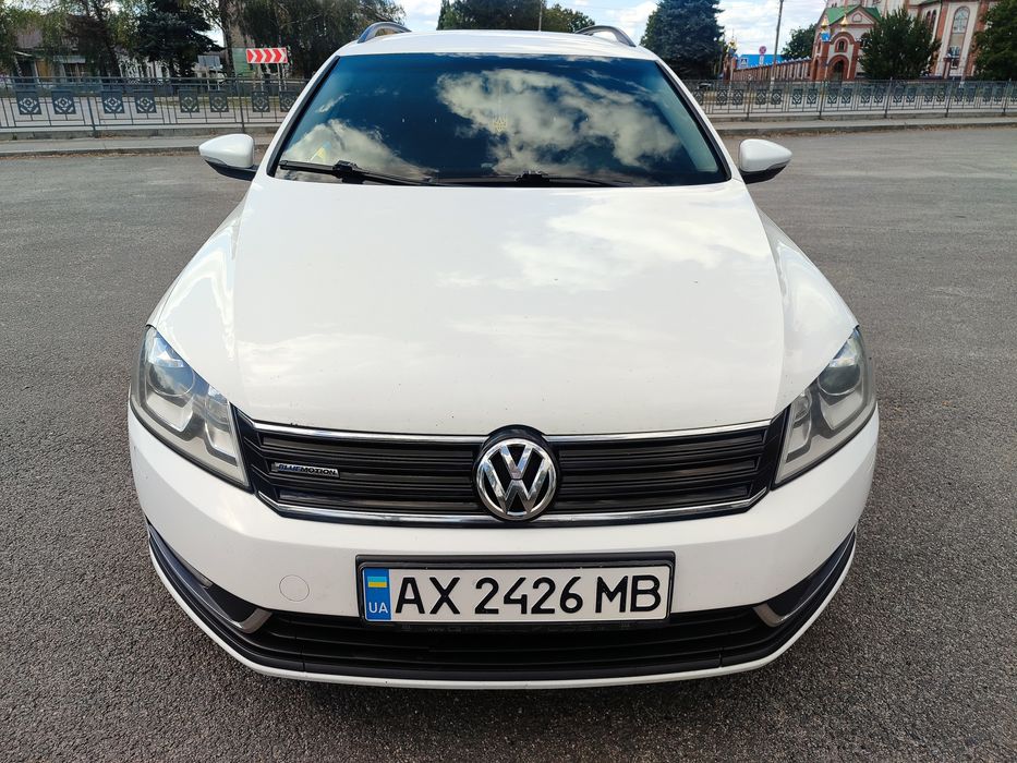 Продам автомобіль Volkswagen Passat B7