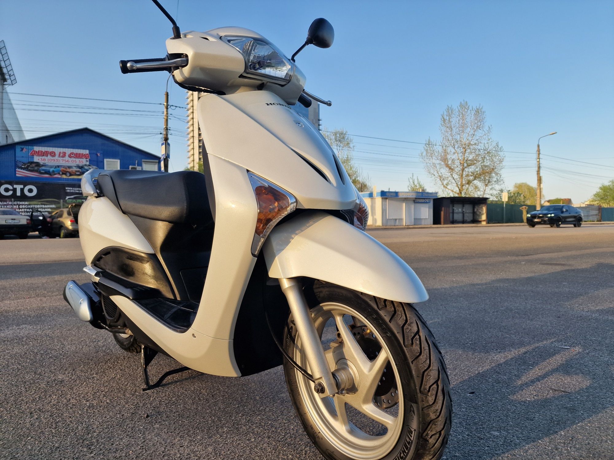 Honda lead 110 jf19