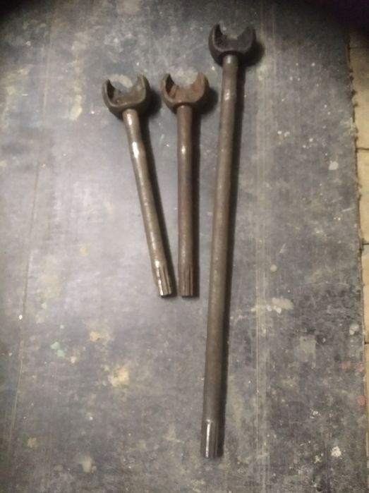 Zamienię lub sprzedam półośki do Uaza