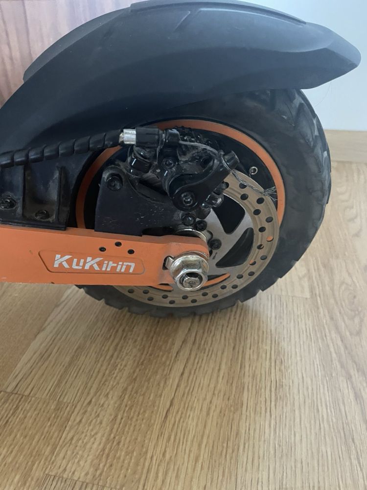 Kukirin g2 max…..