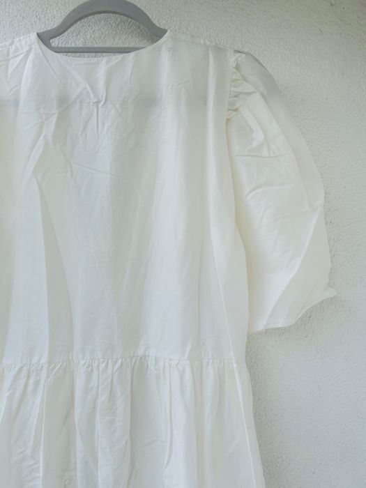 Isarouse dluga sukienka z haftem M