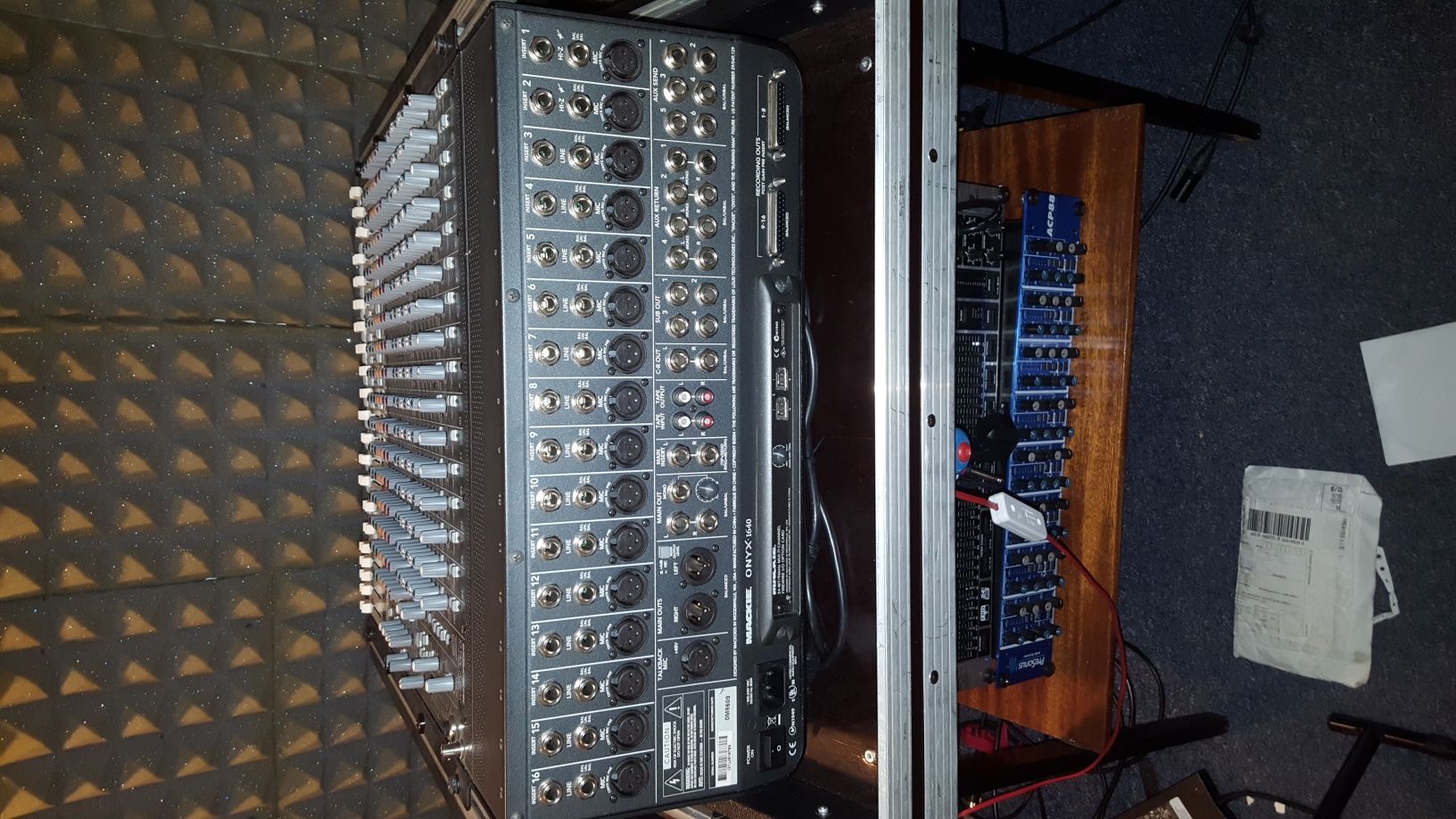 Mikser audio analogowy Mackie Onyx 1640 z kartą FireWire plus case spr