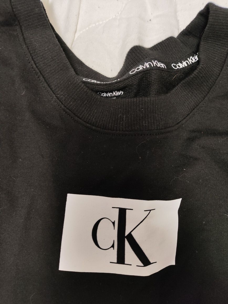 костюм Calvin Klein