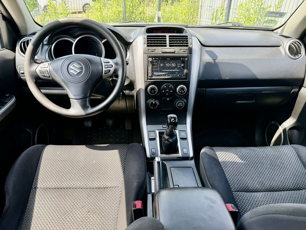 Suzuki Grand Vitara 1.9 DDiS * 4x4 * Klima * 2008 * Hak * Super Stan
