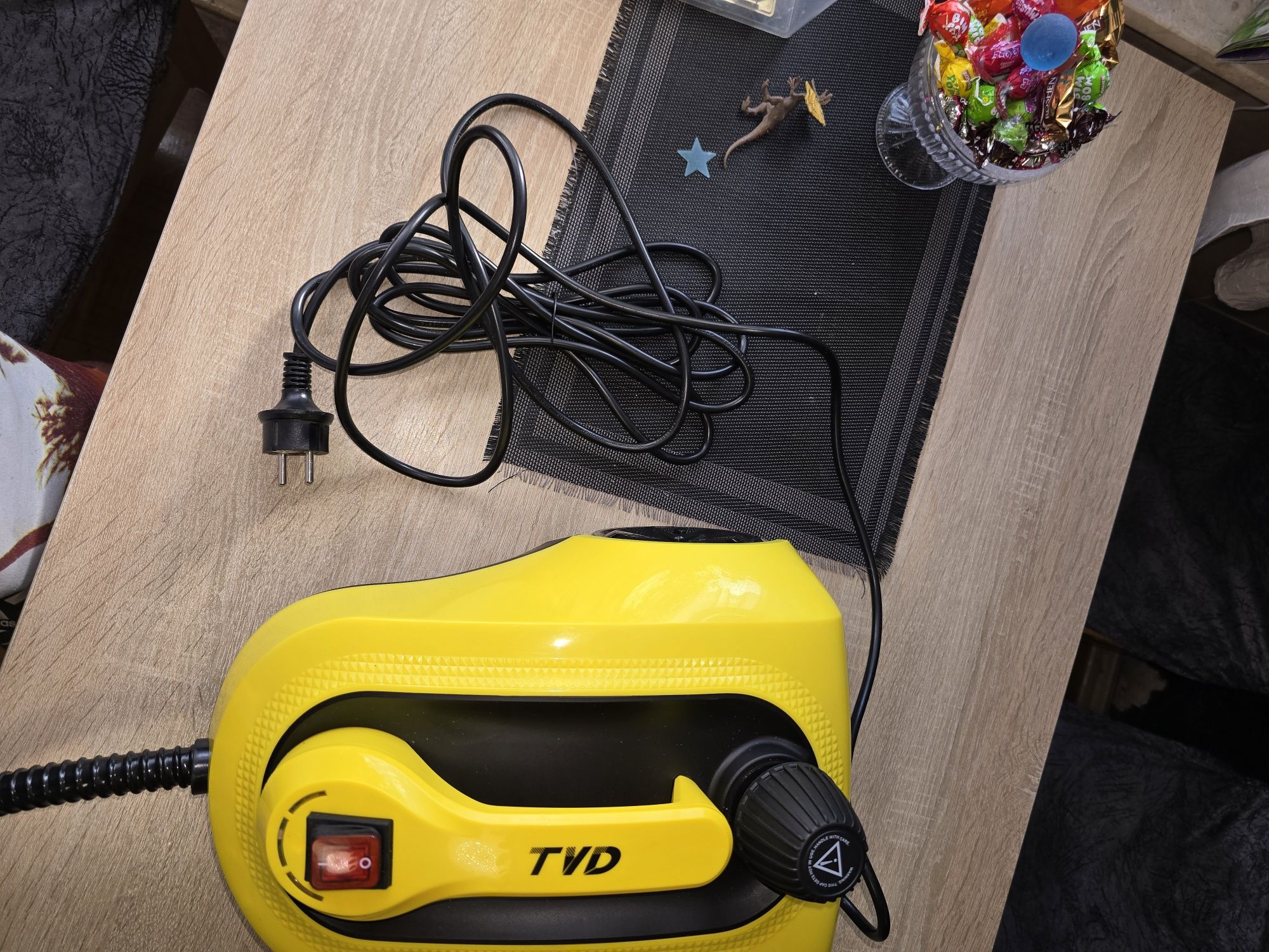 Myjka Parowa TVD Steam Cleaner Uniwersalne Końcówki 1800 W 5 Bar