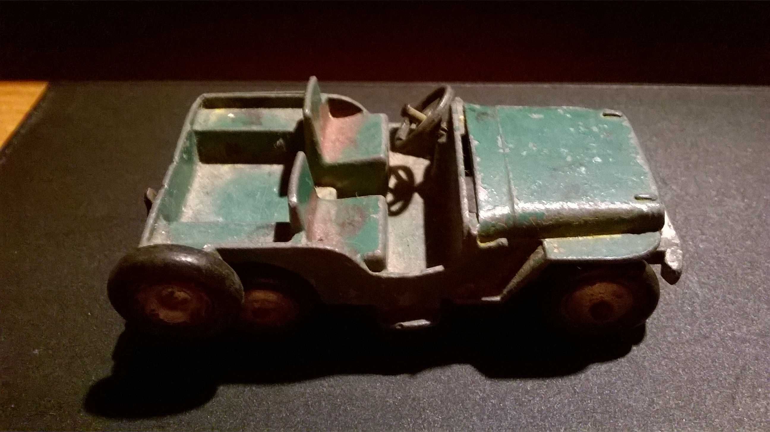 DINKY TOYS + MECCANO Lote 02 de Vários