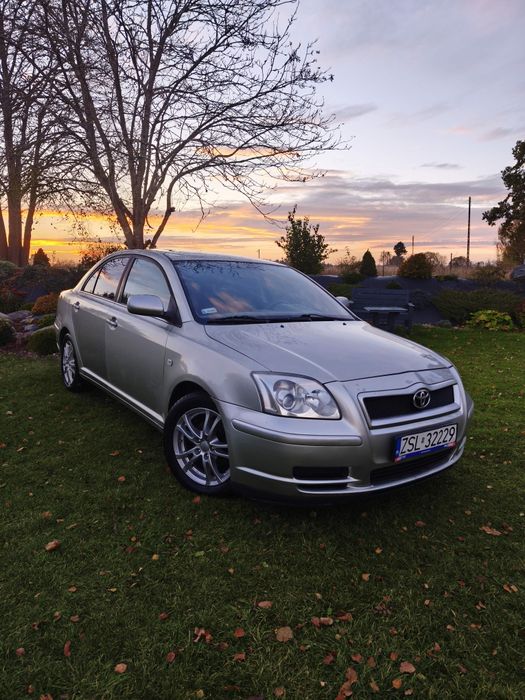 Toyota Avensis t25 1.8 benz.2005 rok
