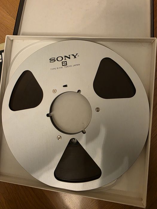 продам котушки, бобіни до магнітофону(sony, akai, teac, technics)