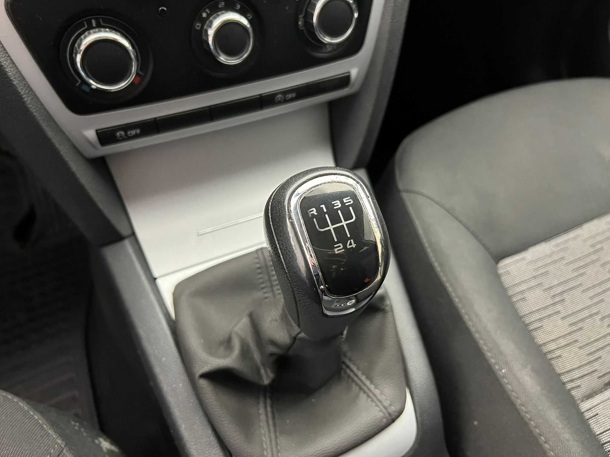 SKODA OCTAVIA BREAK 1.6 TDI