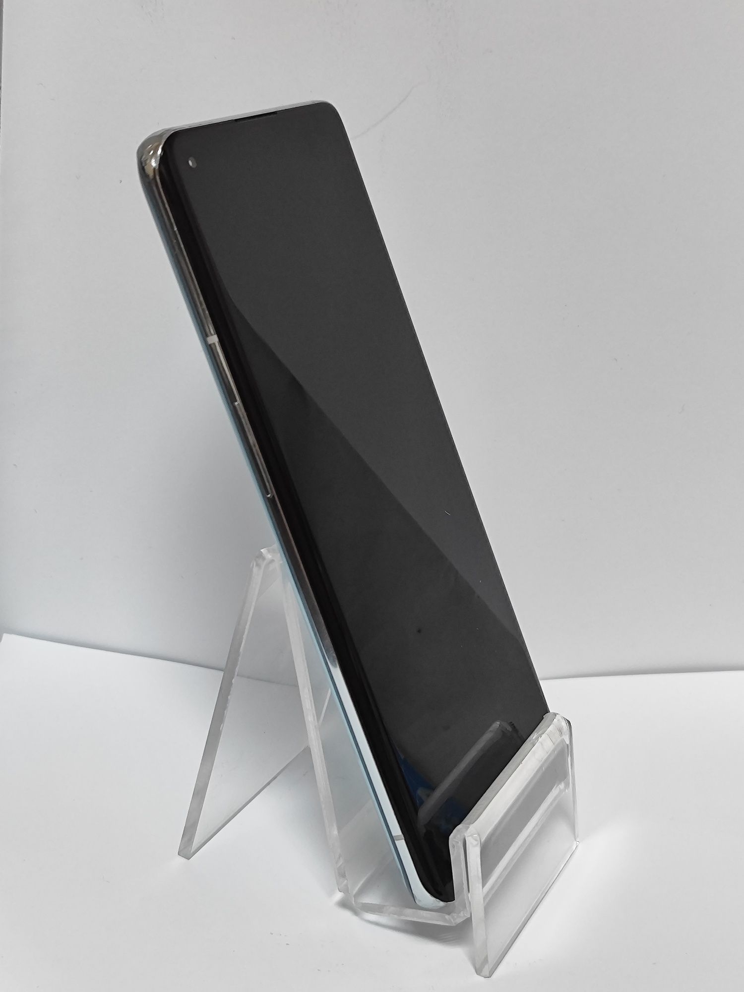 OnePlus 9 pro 12/256