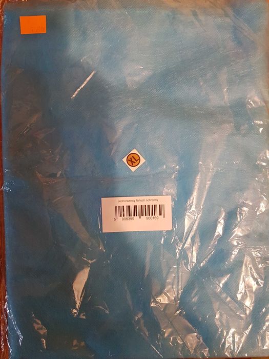 Jednorazowy fartuch ochronny + maseczka