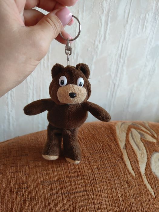 Breloczek miś do kluczy.