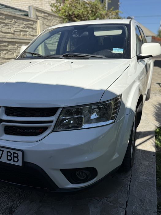 Автомобиль DODGE JOURNY 2015 року