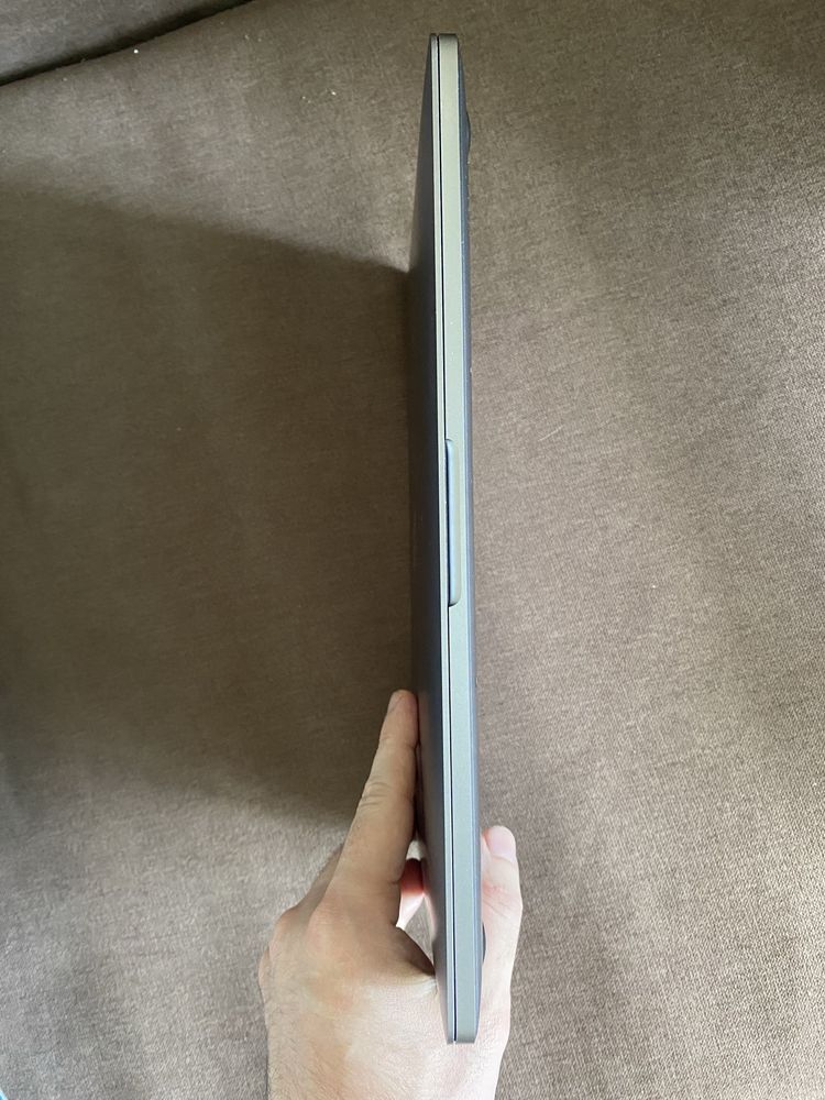 Новый Macbook pro M1 16/256, макбук про м1