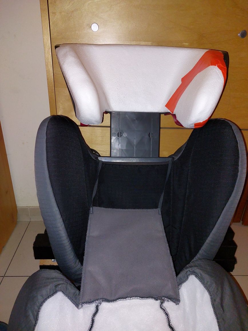 Fotelik samochodowy Römer 15-36 kg, Isofix