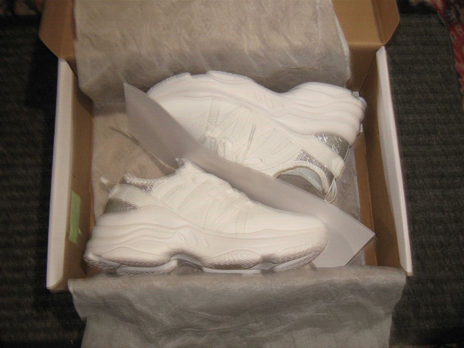 Кроссовки "ELLA" пр-во Швеция "Sweden" размер 36