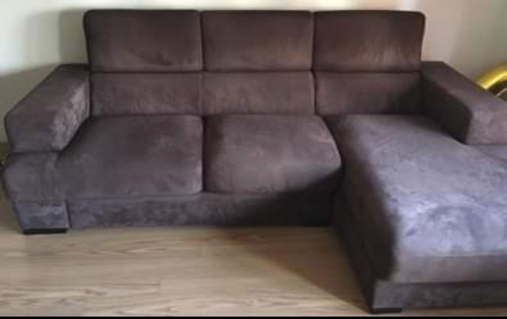 Sofá encontra-se como novo