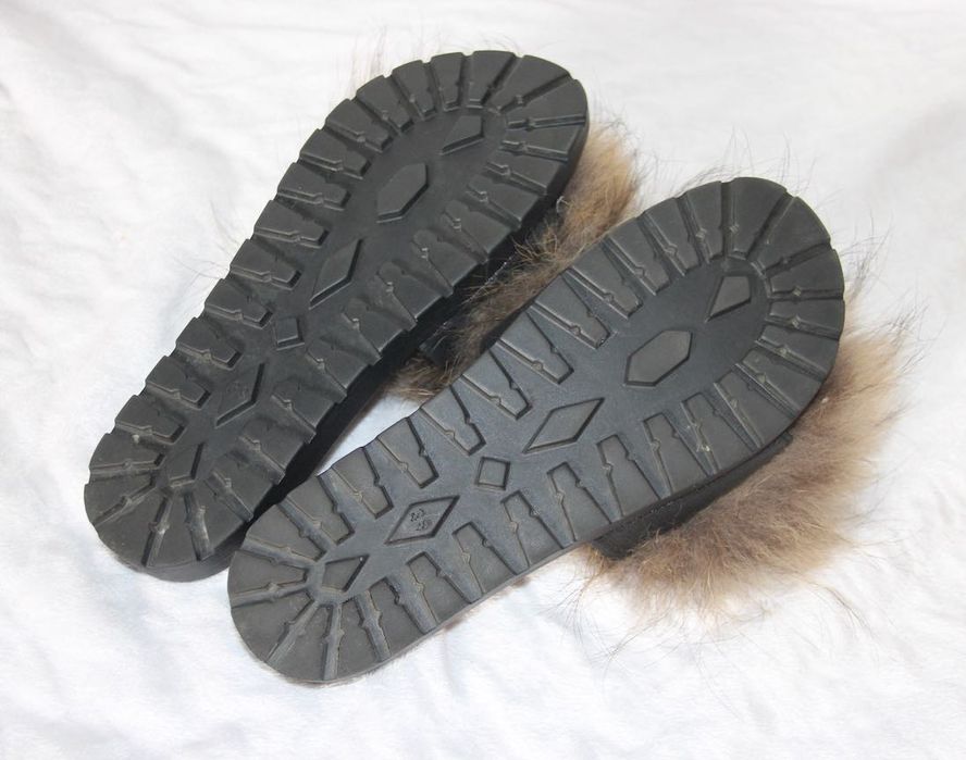 OCHNIK klapki skóra skórzane futerko futro jenota 39 czarne