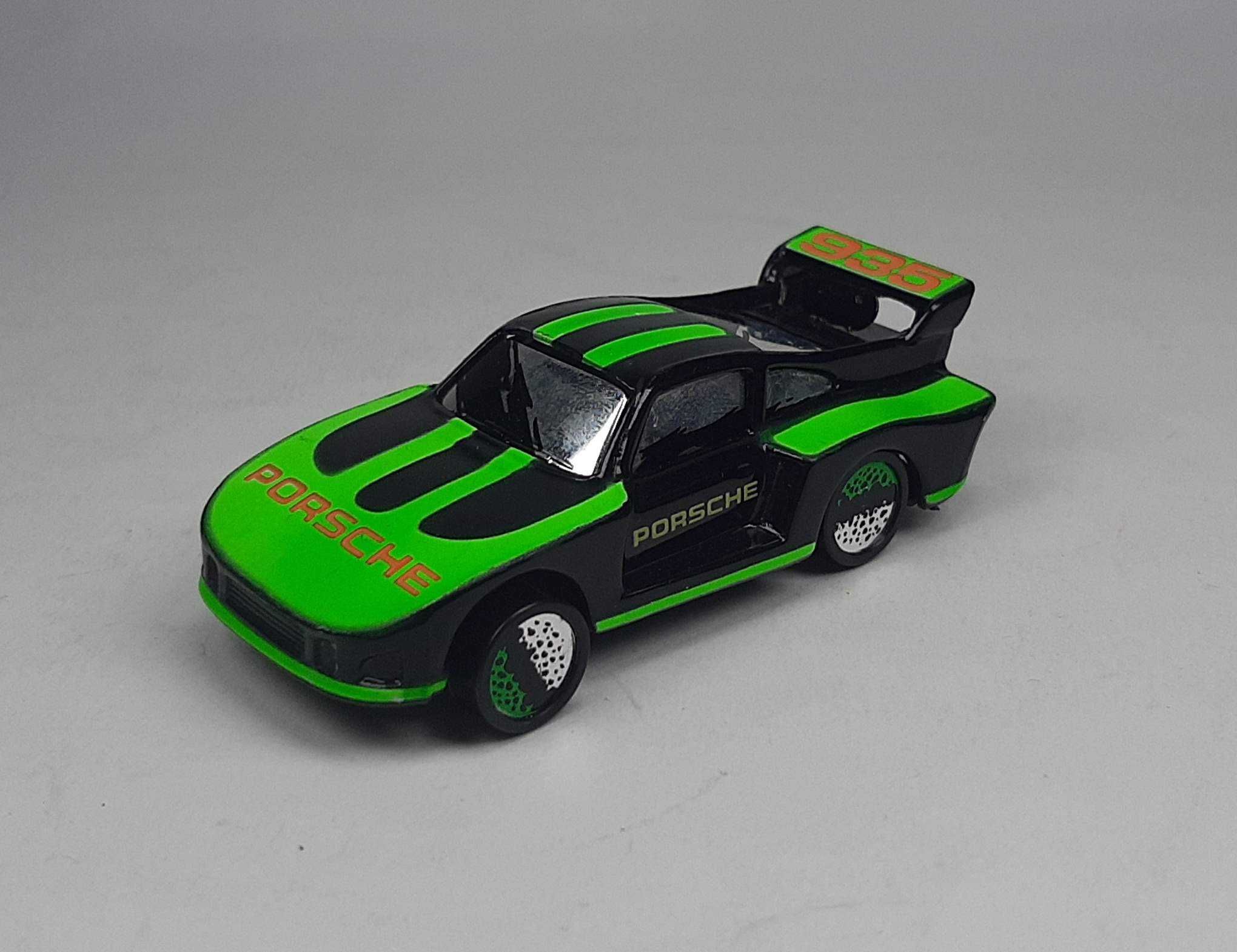 MATCHBOX Porsche 935 Racing Lightning Series, Made in China