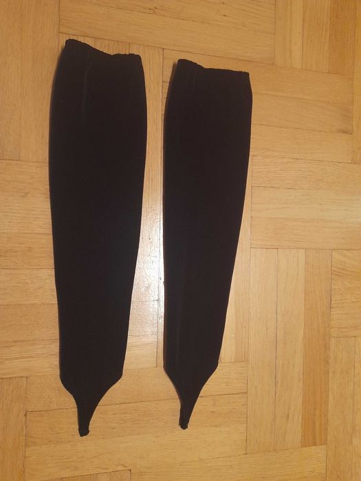 Sukienka welurowa czarna, długa, ze złotymi dodatkami, rozmiar 40