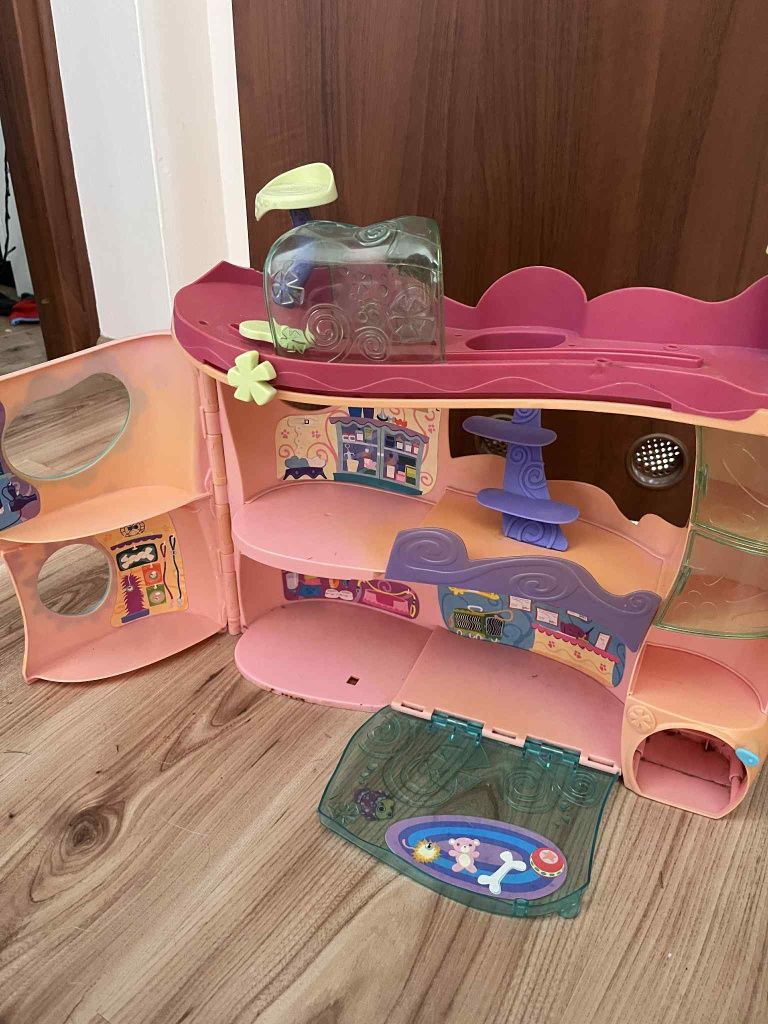 Hasbro Littlest Pet Shop Centrum Adopcyjne 90873