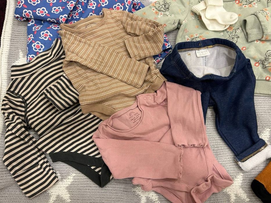 Комплект пакет одягу куртка джинси боді колготи шапка 3-9 місяців