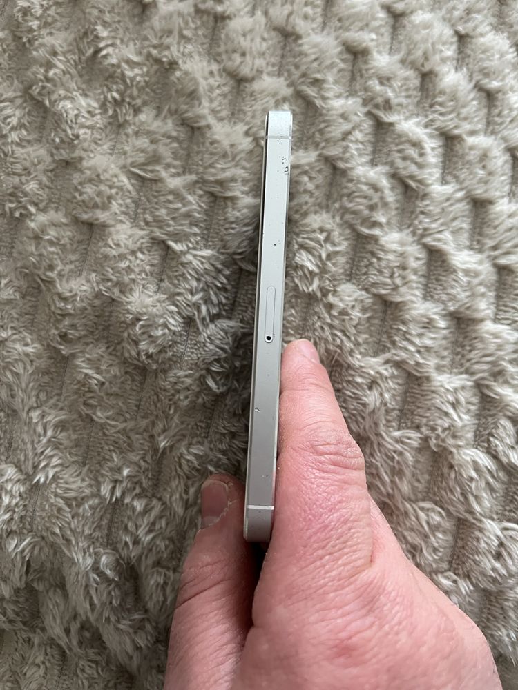 Iphone 5  16 gb silver