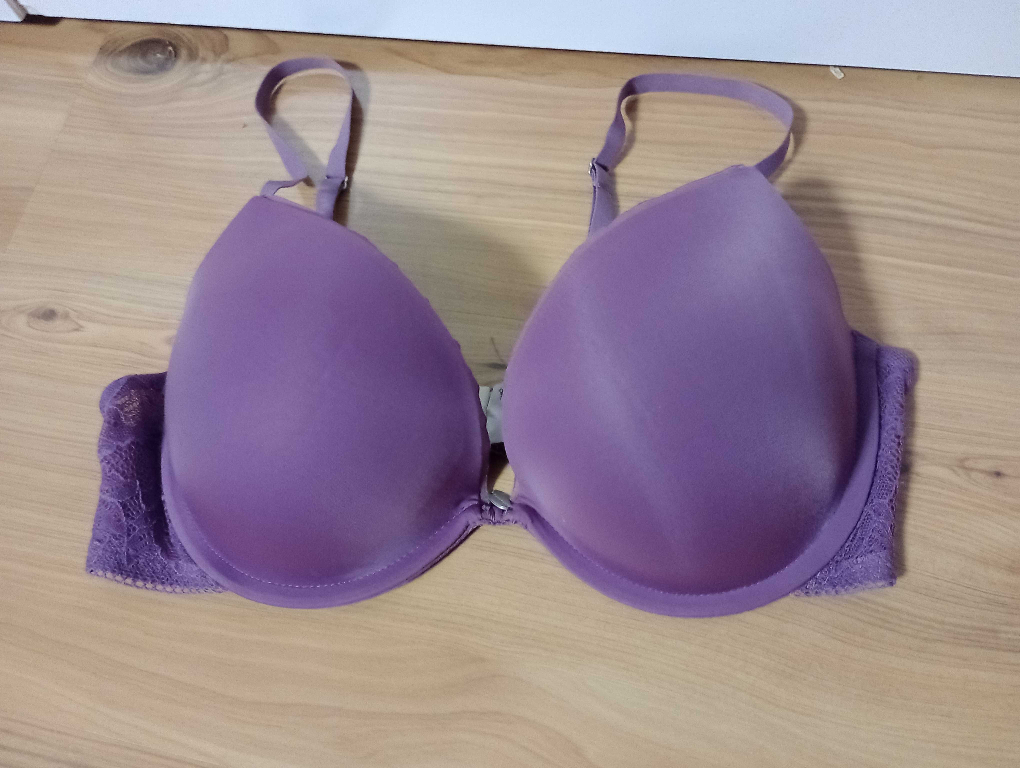 Biustonosz stanik Calvin Klein 75 C push up