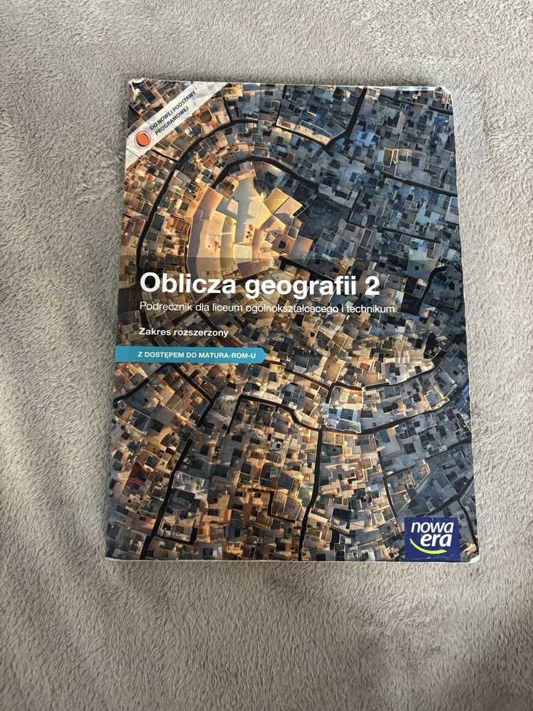podręcznik Oblicza geografii 2