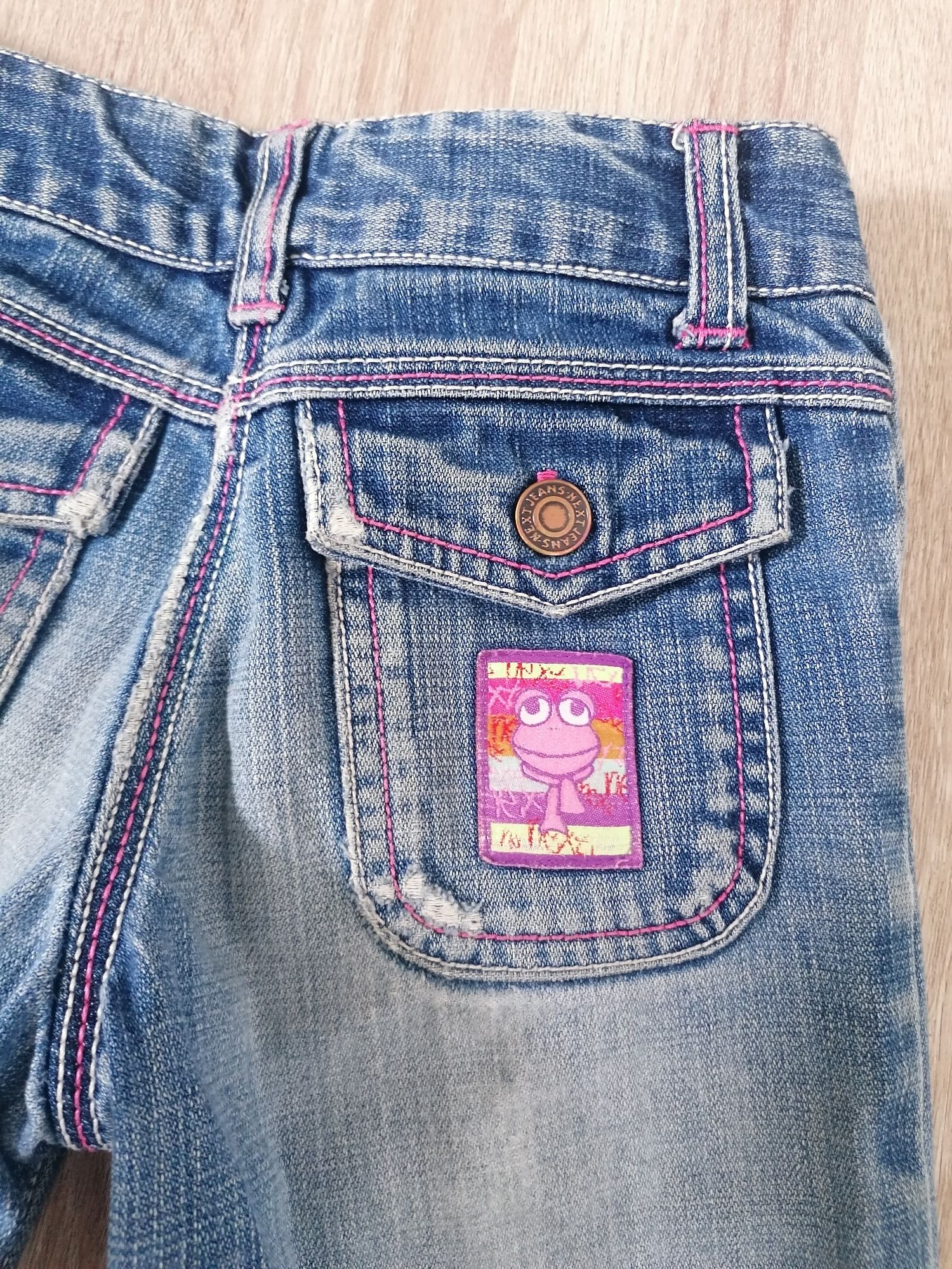 Bermudy jeans Next r. 104 + klapki r. 27 Zestaw z żabką