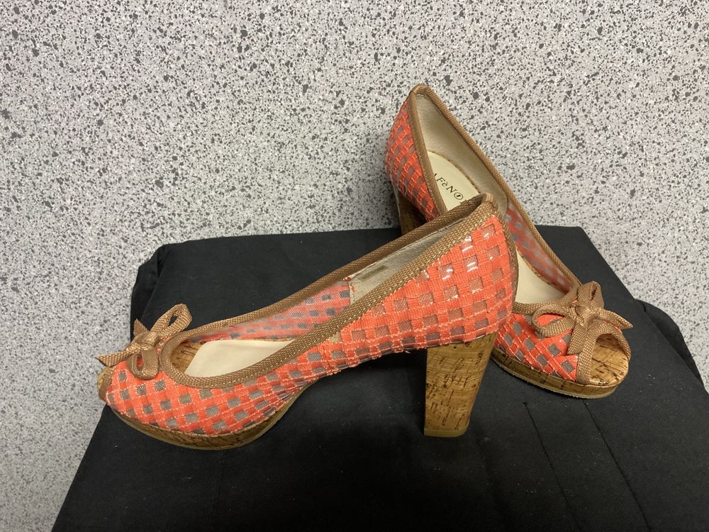 Buty damskie Cafe Noir Vera Pelle jak nowe!
