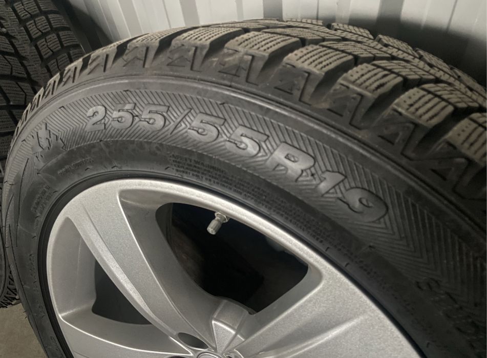 Зимова шина 255 55 19