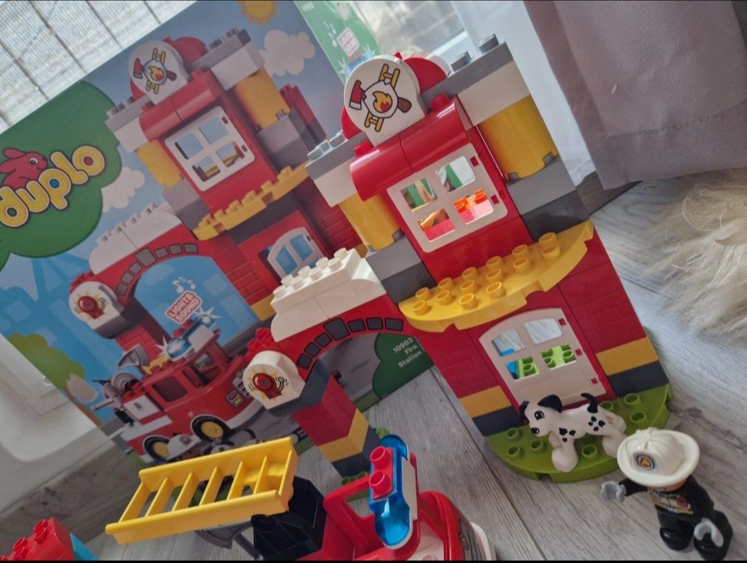 LEGO Duplo 10903 Remiza strażacka plus lotnisko i gratisy