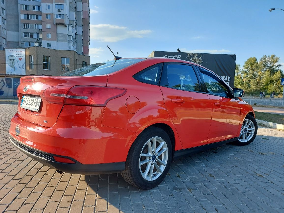 Ford focus SE 2.0 2015