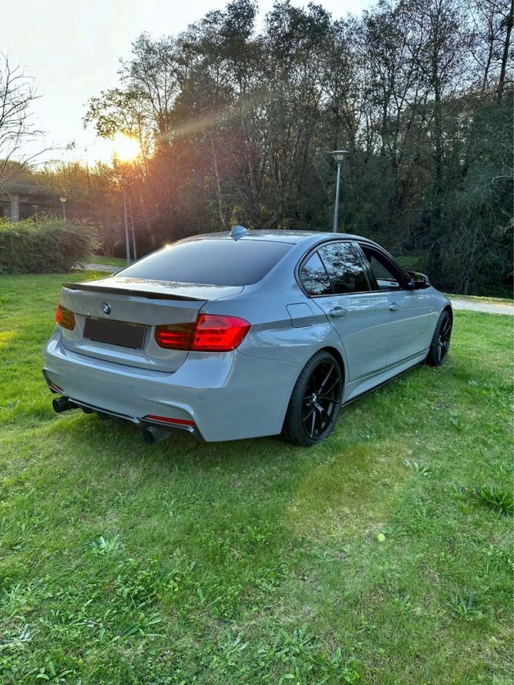 BMW SÉRIE 3 318d F30 Pack M Performance