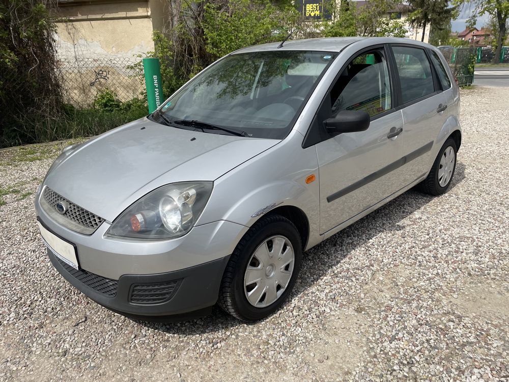 Ford Fiesta 1.3 benzyna