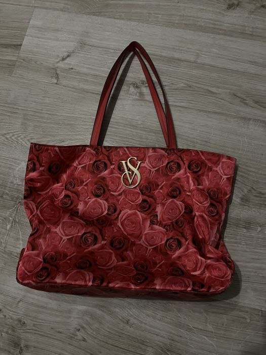 fuksjowa torebka Victoria's Secret w róże Vintage