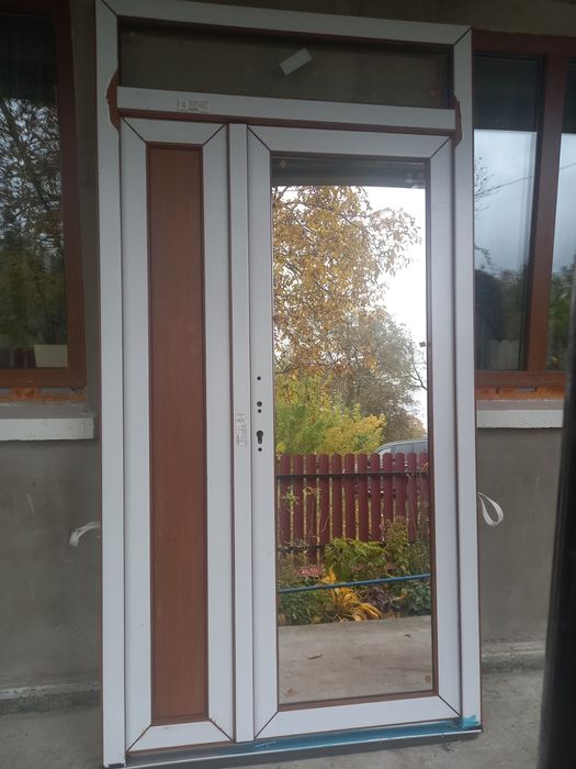 Двері металопластикові