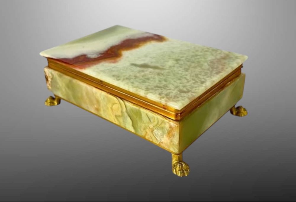 Антикварна шкатулка скринька скарбничка Франція сундучок  бронза онікс