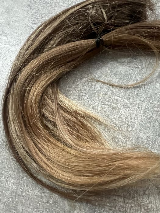 Волосся для загущення