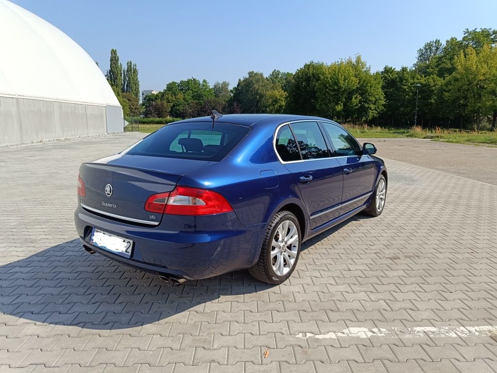Skoda Superb 3.6 260 km 4x4