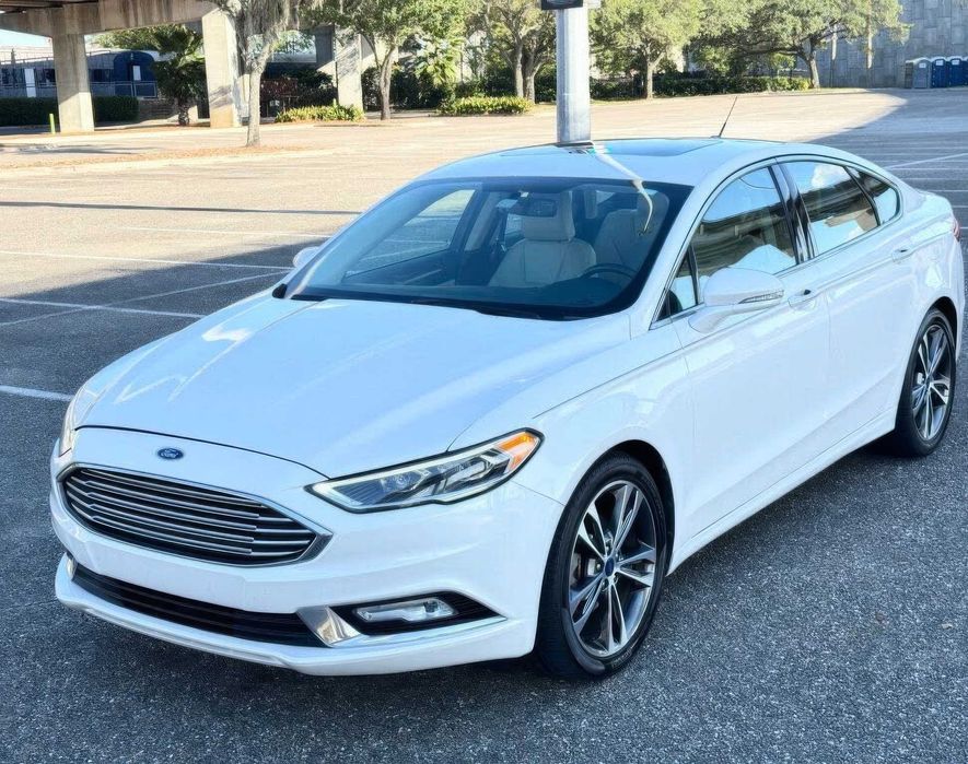 Ford Fusion Titanium      2017