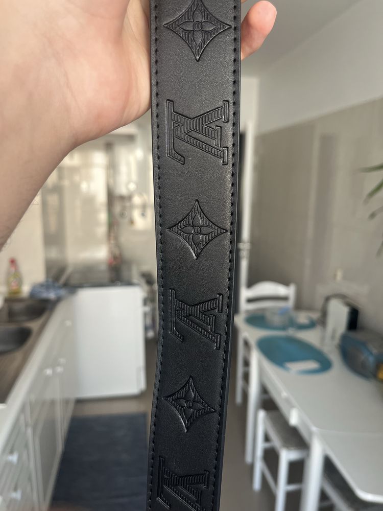 Cinto Preto Louis Vuitton