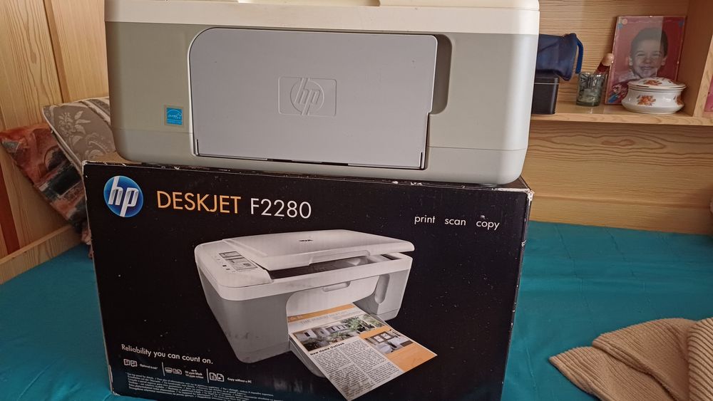 Tv Sharp com comando Portatil64552556960897124